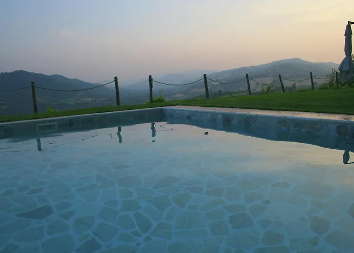 Lovely In On Farm 펜션 몬테 콜롬보